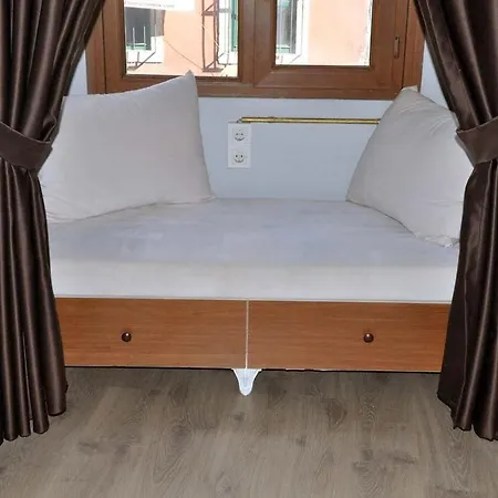 מלון דירות Noble House איסטמבול